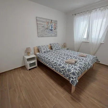 Seashells Tribunj